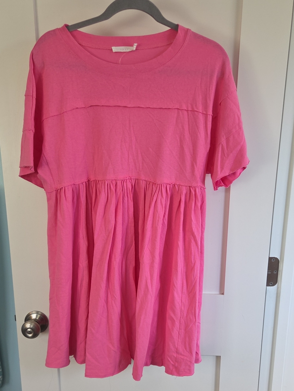 Lush Bright Pink Short Sleeve Tiered Casual Dress